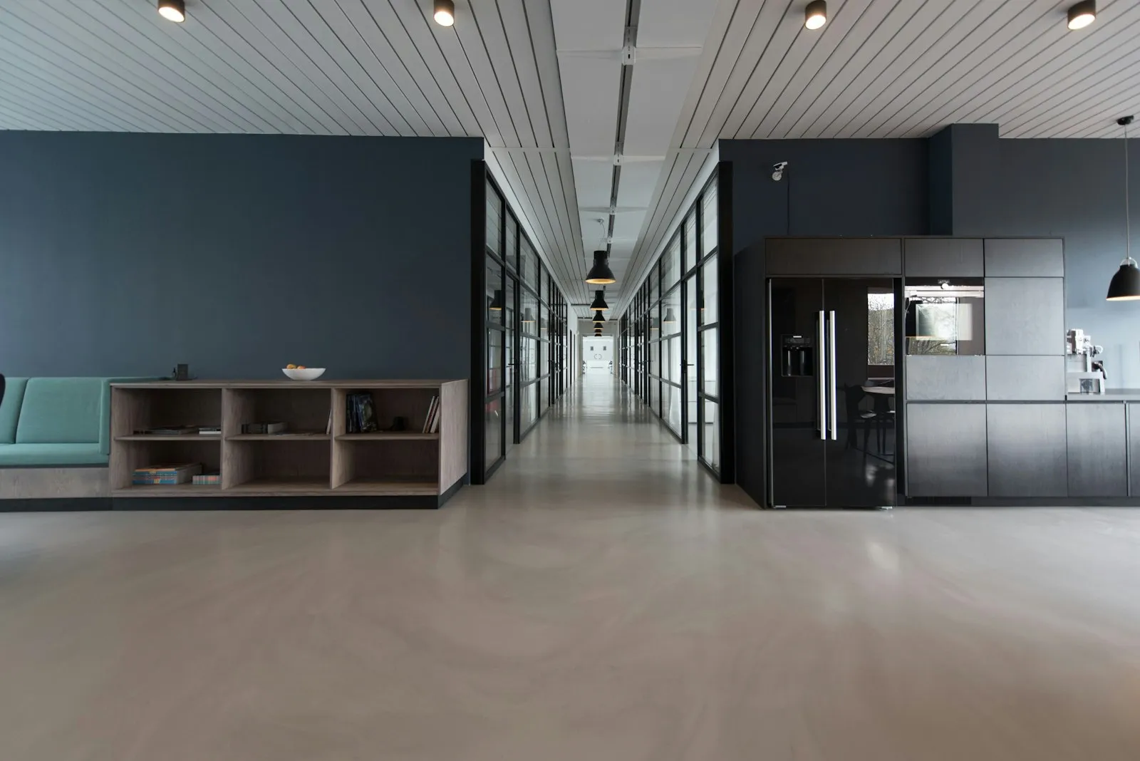 Modern adecs workspace